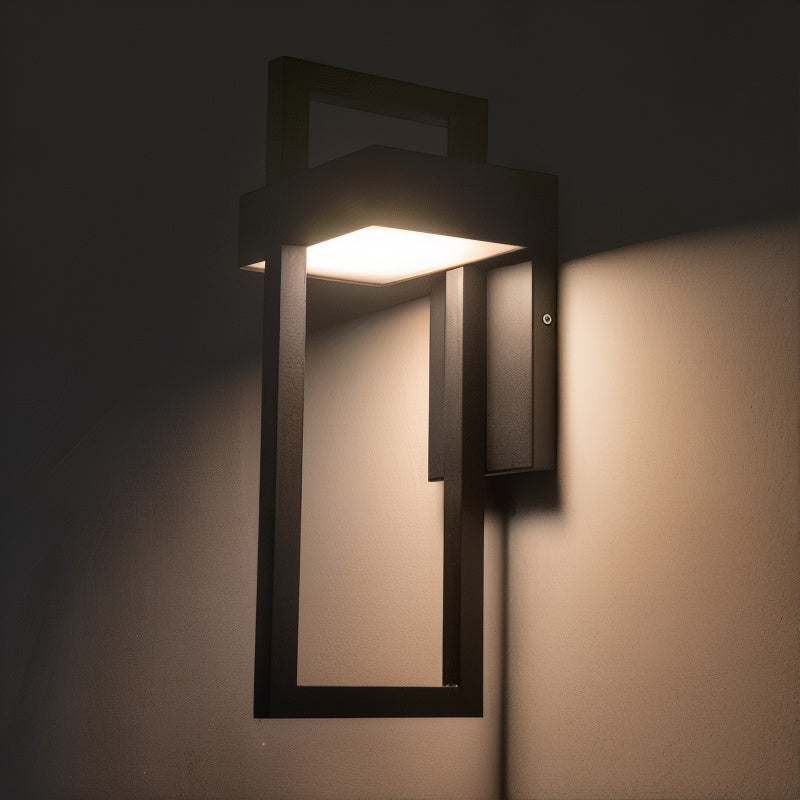 Applique murale LED étanche moderne, luminaire extérieur noir résistant pour jardin, terrasse et allée.