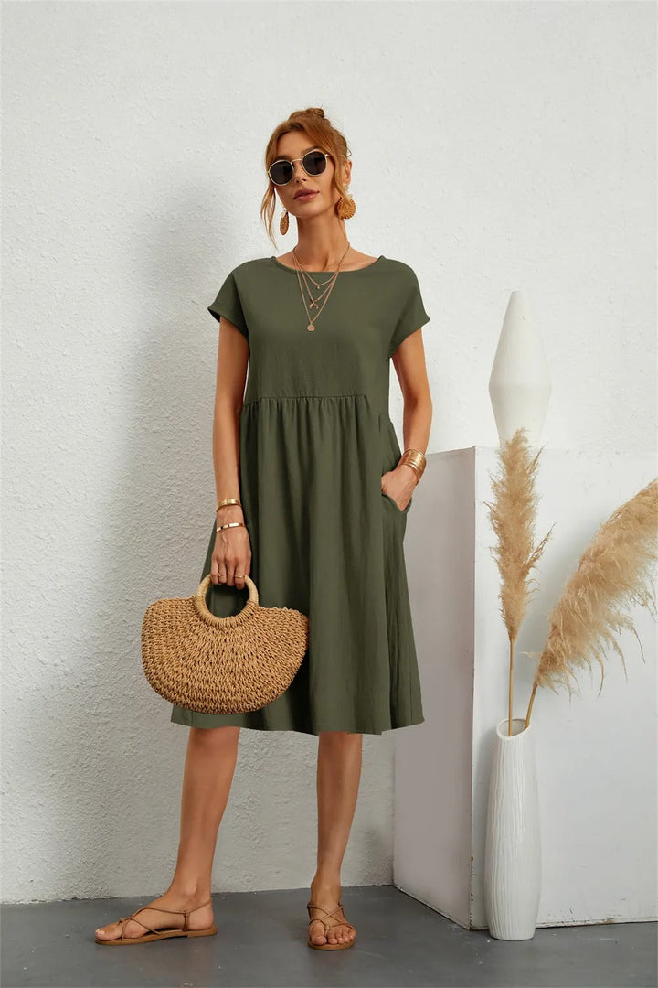 Robe maxi chic femme, idéale pour printemps/été, confortable et élégante, style mode flatteur et moderne.
