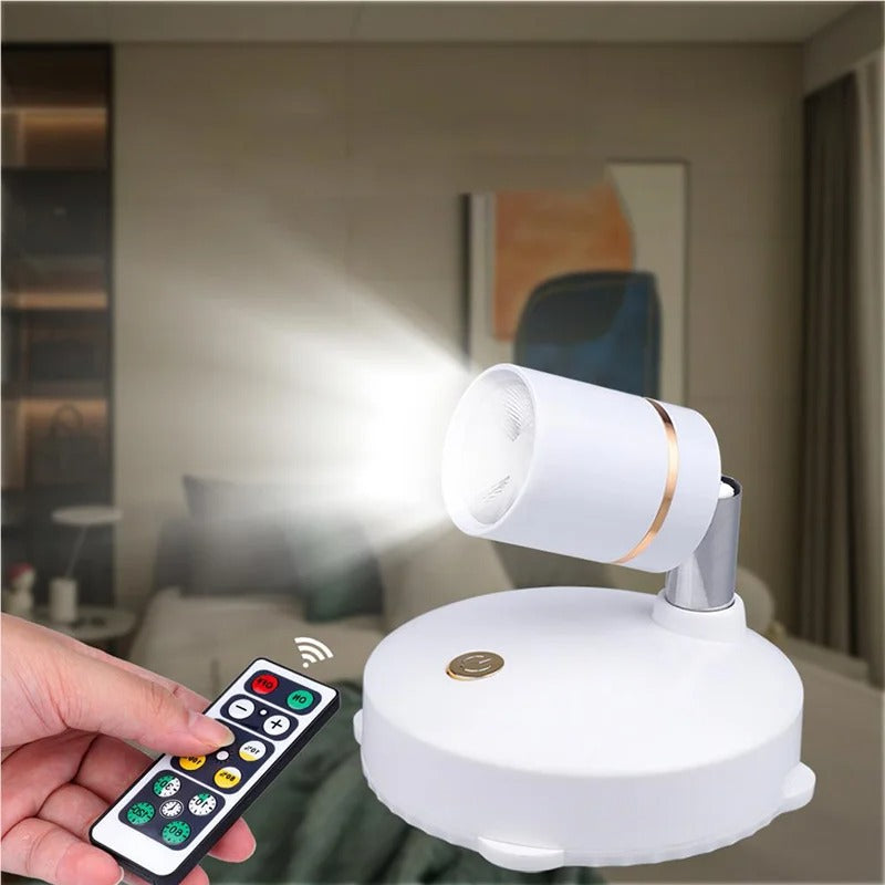 Spot LED sans fil dimmable avec télécommande, idéal pour créer une ambiance moderne et personnalisée dans votre maison.