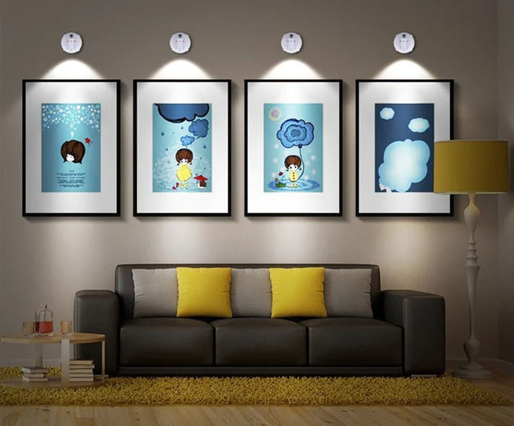 Lampe spot LED sans fil pour maison, améliore la décoration intérieure avec un éclairage d'ambiance pratique et moderne.