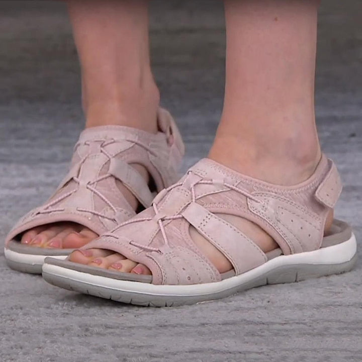 Sandales de marche légères femme, ergonomiques avec soutien voûte plantaire, parfaites pour les activités d'été.