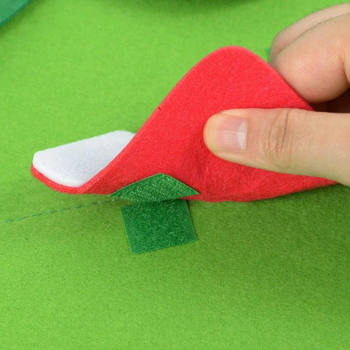 Sapin de Noël en feutre Montessori mural. Jouet interactif lumineux avec décorations détachables pour enfants.