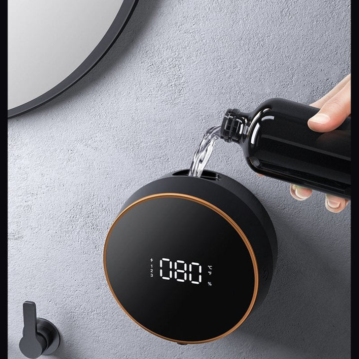 Distributeur de savon automatique design, hygiène des mains sans contact. Parfait pour cuisine ou salle de bain.