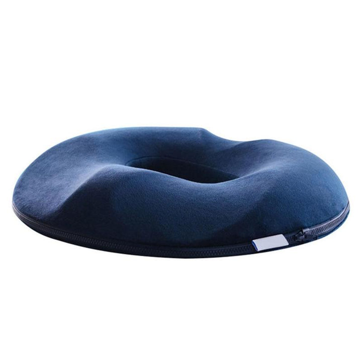 Profil du coussin donut en mousse mémoire, soutien ergonomique pour soulager le coccyx et améliorer la posture.