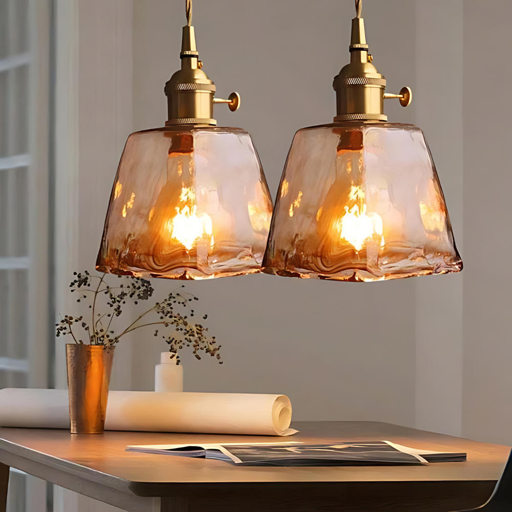 Luminaire LED vintage chic. Ambiance rétro idéale pour salon, chambre et salle à manger.