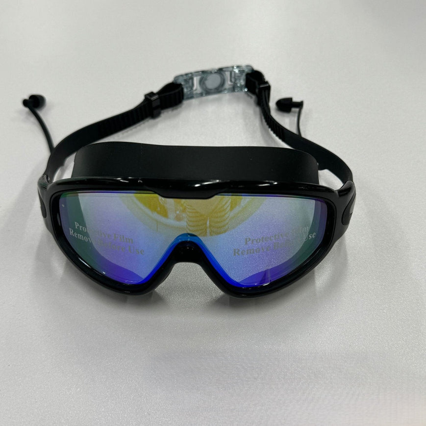 Lunettes de natation AquaVision Pro neuves dans leur emballage, prêtes pour votre prochaine séance de nage.