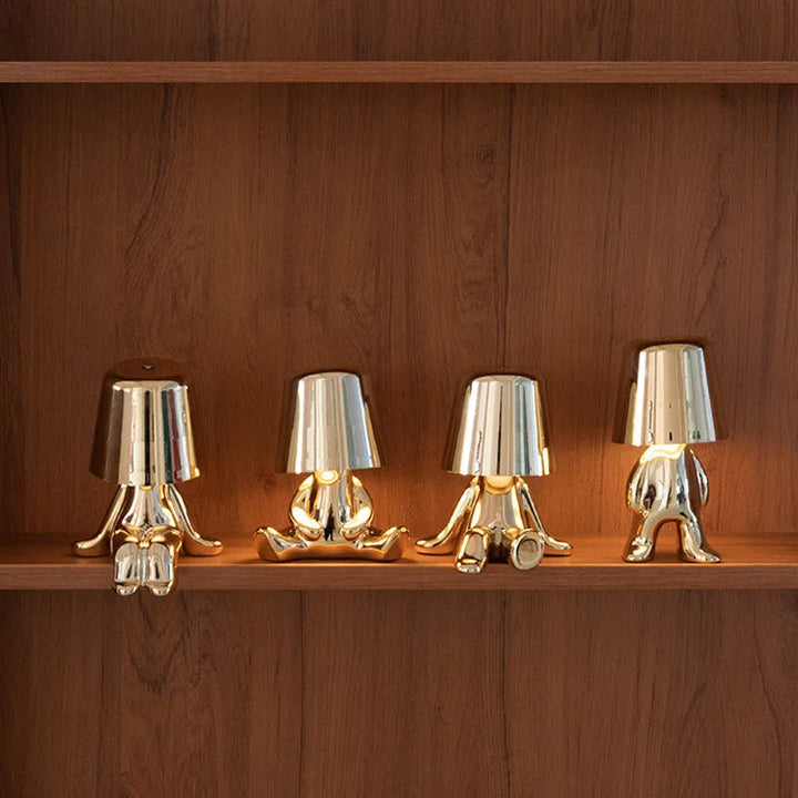 Veilleuse LED design homme moderne, lampe de table d'ambiance, luminaire décoratif efficace pour chambre.
