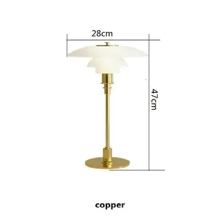 Lampe murale AuroraGlow en verre, ajoutant une lumière d'accent chic à votre décor.