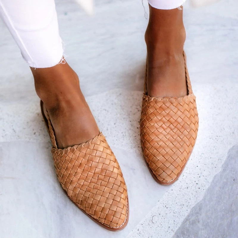 Chaussures orthopédiques Jana élégantes pour femmes, offrant confort et soutien pour la santé des pieds au quotidien.