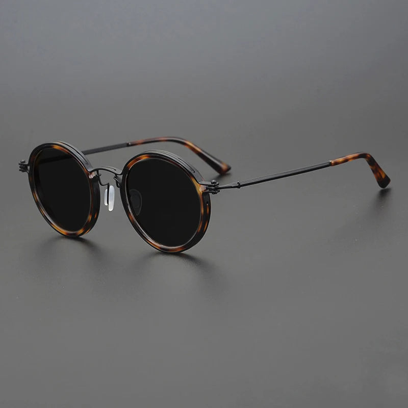 Style élégant: lunettes de soleil polarisées avec monture métal pour homme et femme, accessoires mode protection UV.