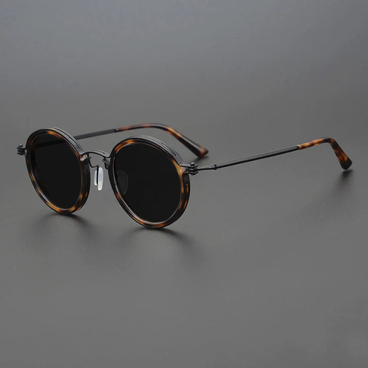 Style élégant: lunettes de soleil polarisées avec monture métal pour homme et femme, accessoires mode protection UV.