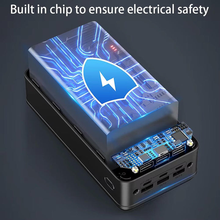 Powerbank compacte noire 50000mAh, prête à alimenter vos appareils mobiles lors de vos déplacements.