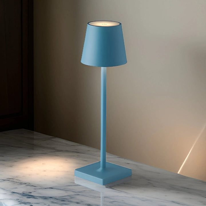Lampe LED dimmable sans fil, crée une ambiance chaleureuse intérieur/extérieur, rechargeable.