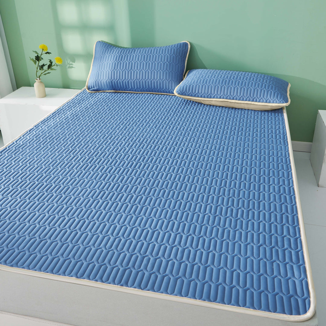 Couette anti-transpiration en latex naturel, assure un confort sommeil optimal.