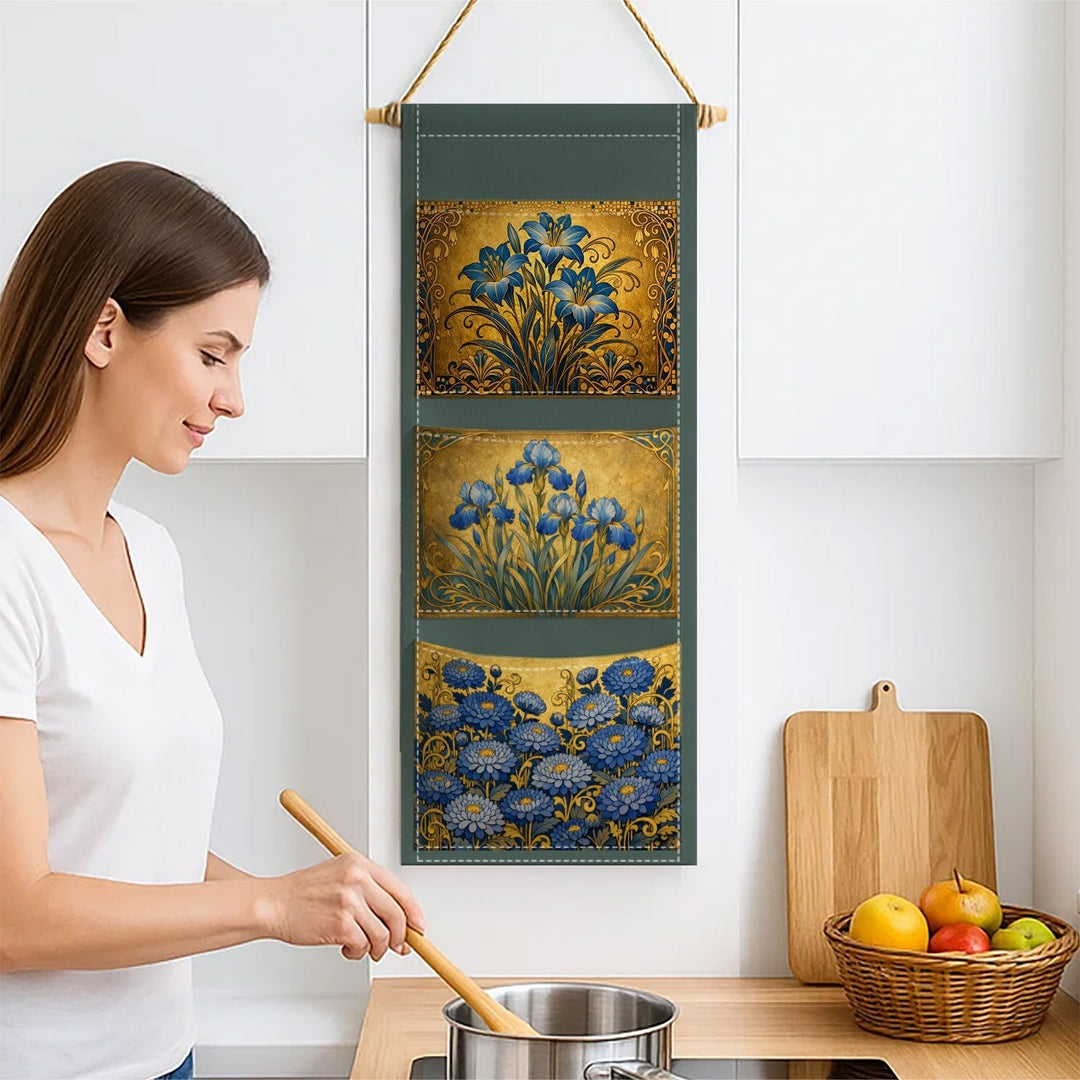 Support mural suspendu vintage floral pour salon ou chambre, optimise l'espace avec style.