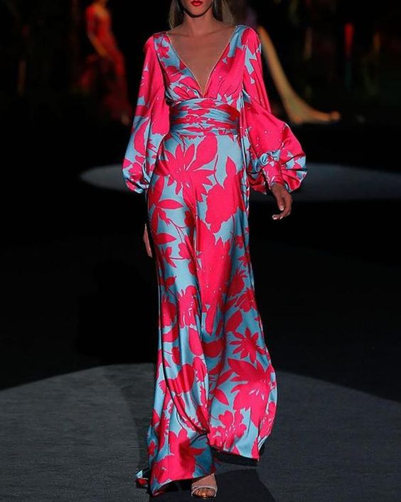 Tenue décontractée d'été: robe longue fluide pour femme, ultra confortable, idéale pour journées chaudes.