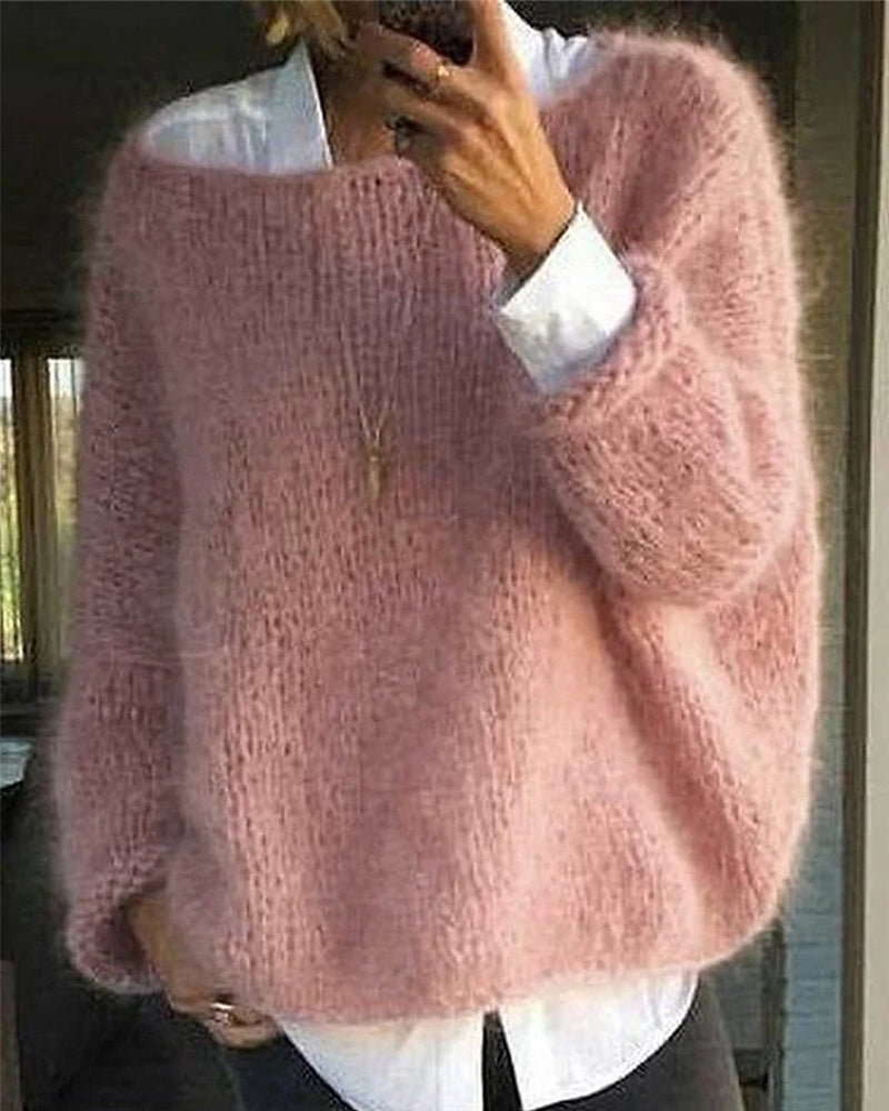 Pull femme Renate élégant et confortable à col rond. Idéal pour un style intemporel et polyvalent en saison froide.