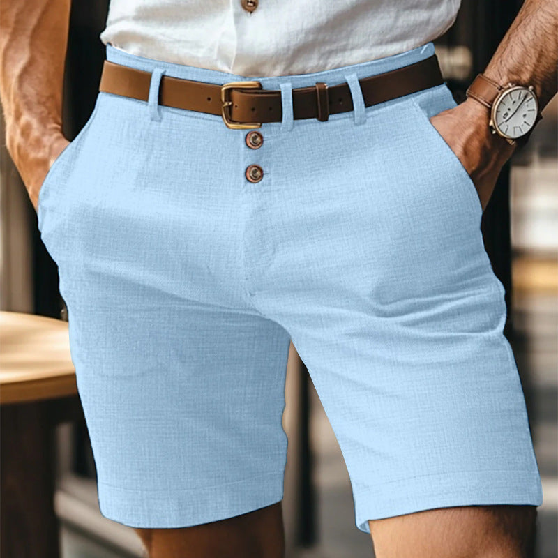 Vue arrière d'un short homme léger en lin et coton, coupe décontractée et confortable pour l'été.