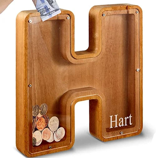 Boîte à monnaie en bois, lettre G. Un cadeau personnalisable pour encourager l'épargne.