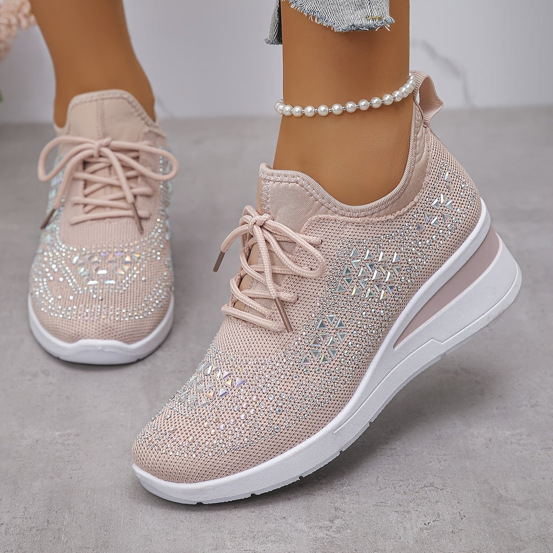 Chaussures Elva décontractées: confort orthopédique pour femmes, style chic avec strass pour le quotidien.