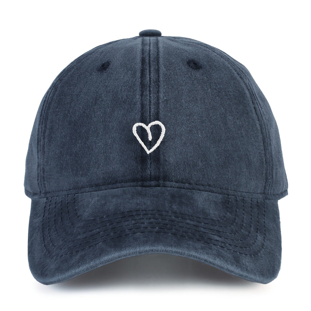 Accessoire mode féminine: Casquette vintage coton, ajustable et confortable. Look décontracté d'été.