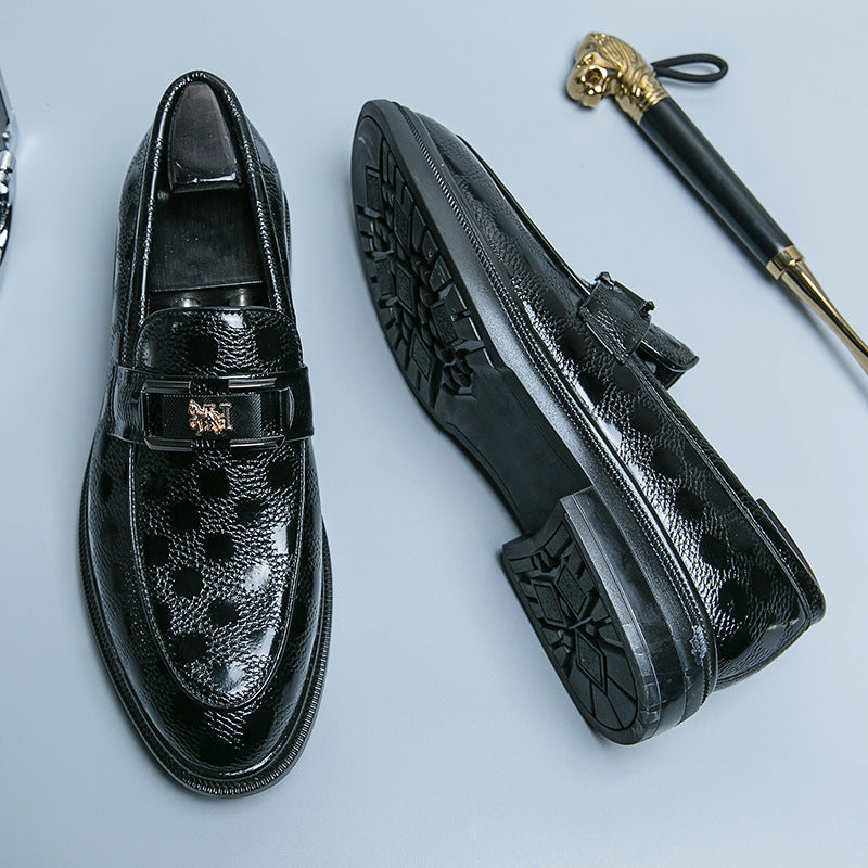 Chaussures habillées décontractées pour hommes, élégantes et confortables, parfaites pour un look urbain chic.