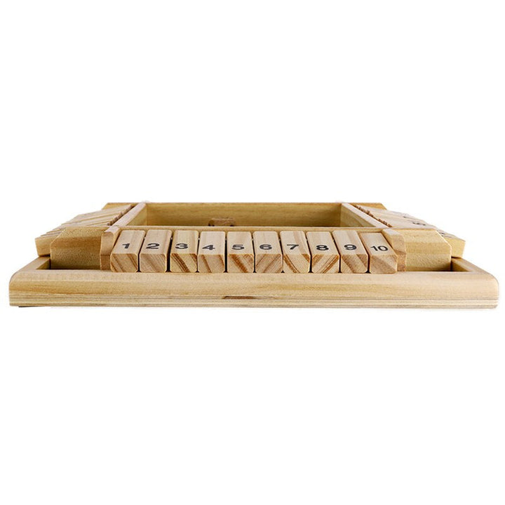 Jeu familial en bois stimulant la logique et les compétences mathématiques des enfants.