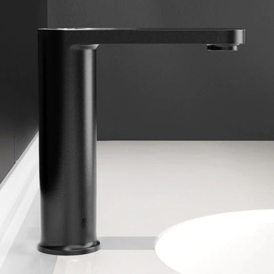 Mitigeur électrique à eau chaude instantanée, idéal pour lavabo de salle de bain ou cuisine, économie d'énergie.