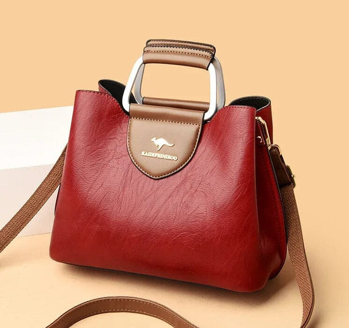 Élégant sac à main en cuir de femme, chic et intemporel, pour un look sophistiqué.