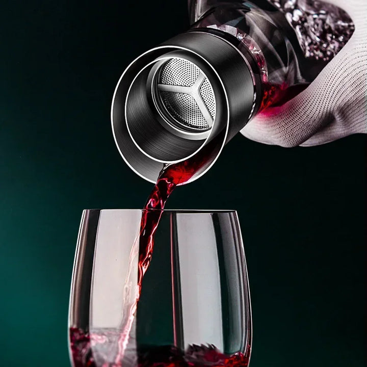 Superbe carafe à vin en cristal et aérateur, un cadeau parfait pour les amateurs et la décoration de table.