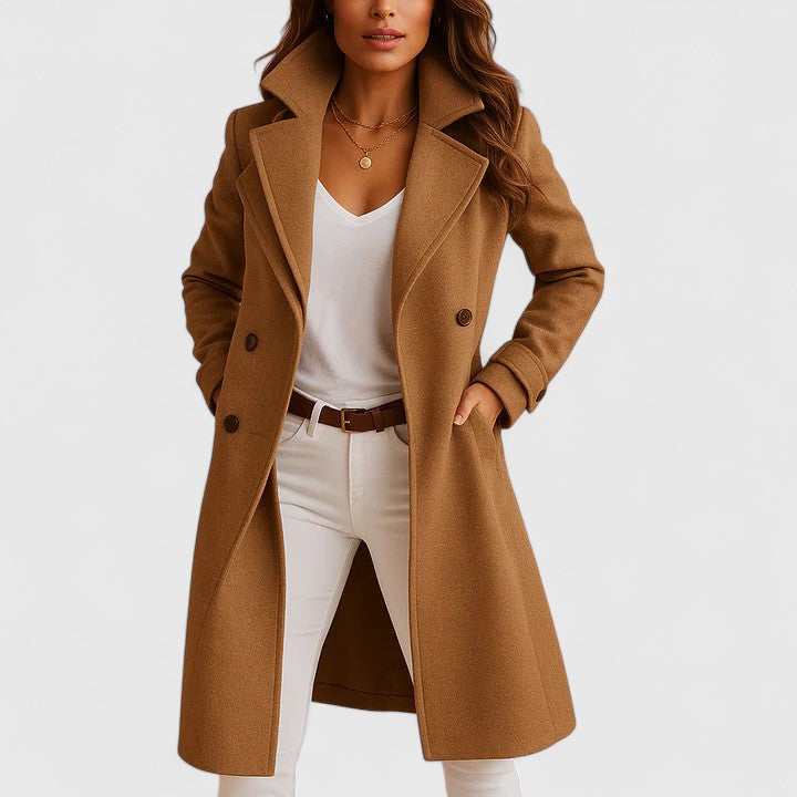 Manteau classique femme pour l'automne et l'hiver. Élégant et confortable, parfait pour le bureau ou les sorties.