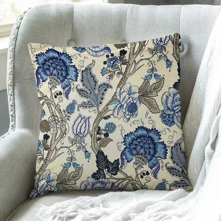 Créez un intérieur chaleureux avec cette housse de coussin florale, un élément de décoration essentiel.