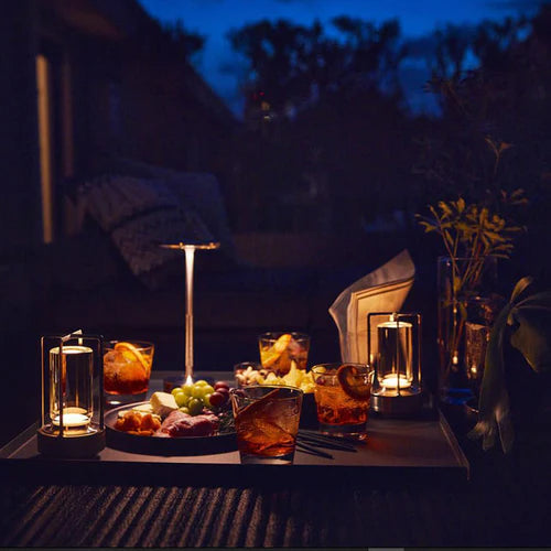 Lampe de luxe rechargeable, idéale pour un éclairage d'ambiance sophistiqué et design.