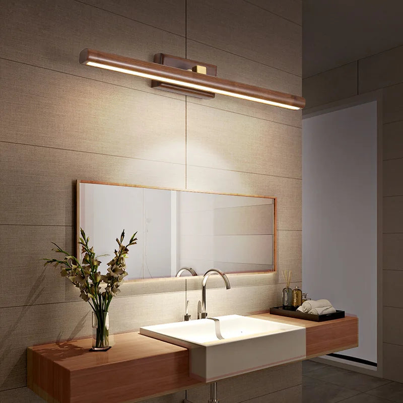 Applique murale LED bois massif, style scandinave contemporain, idéale pour un éclairage intérieur design et fonctionnel.