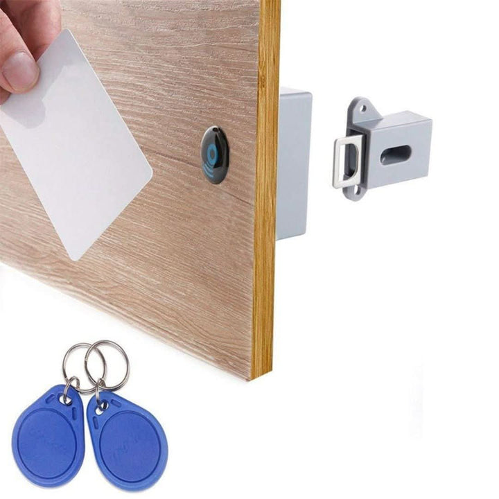 Verrou intelligent Vaultin, accès sans clé et sécurité avancée pour meubles.