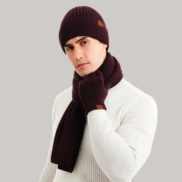 Bonnet, écharpe et gants hommes doux et confortables. Ce kit hiver est idéal pour affronter les basses températures.