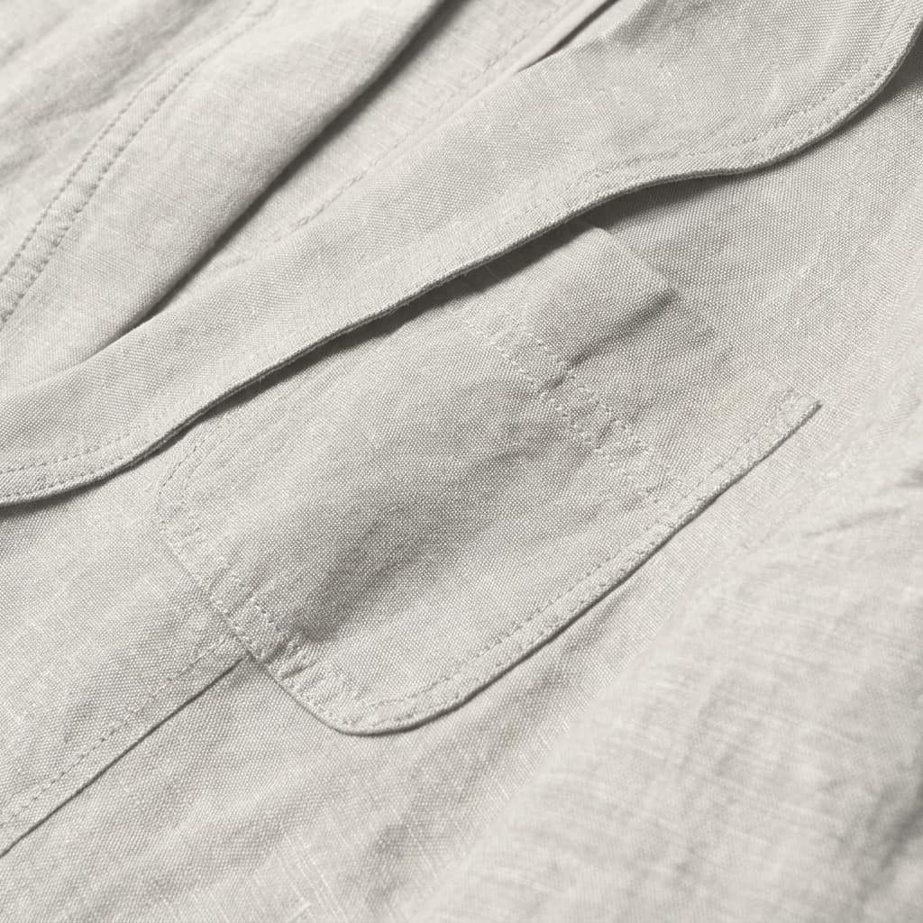 Mode masculine: ensemble costume homme chic et confortable, parfait pour un événement spécial ou une tenue de ville d'été.