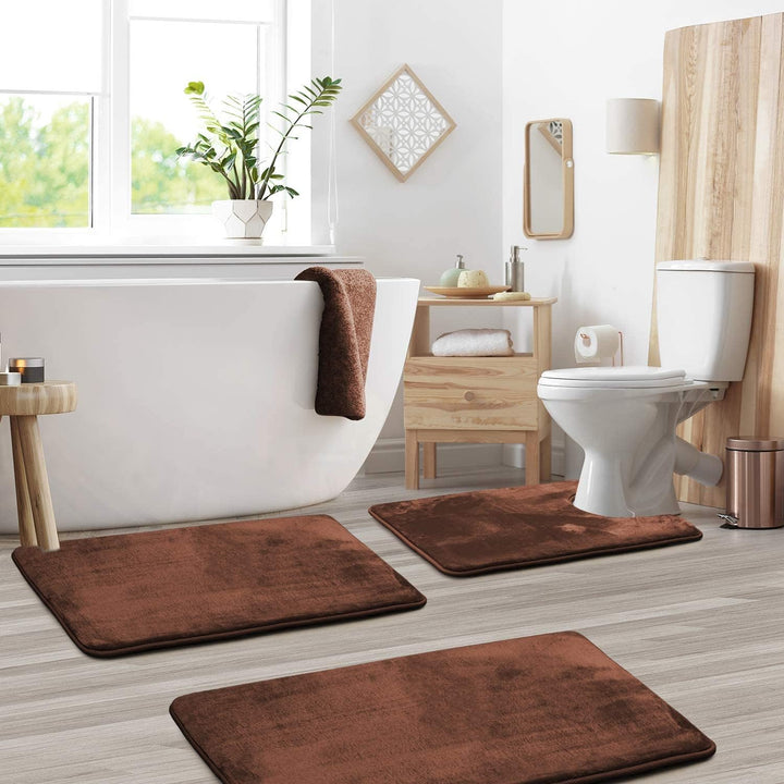 Ensemble de tapis de bain antidérapants pour une sécurité optimale dans la salle de bain. Accessoires essentiels.