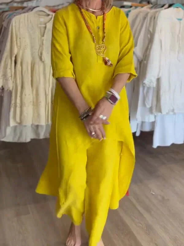 Ensemble femme prêt-à-porter, tenue fluide et décontractée pour un style quotidien élégant et confortable.