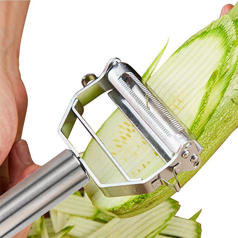 Précis épluche-légumes multifonction, parfait pour les juliennes, un accessoire robuste en cuisine.