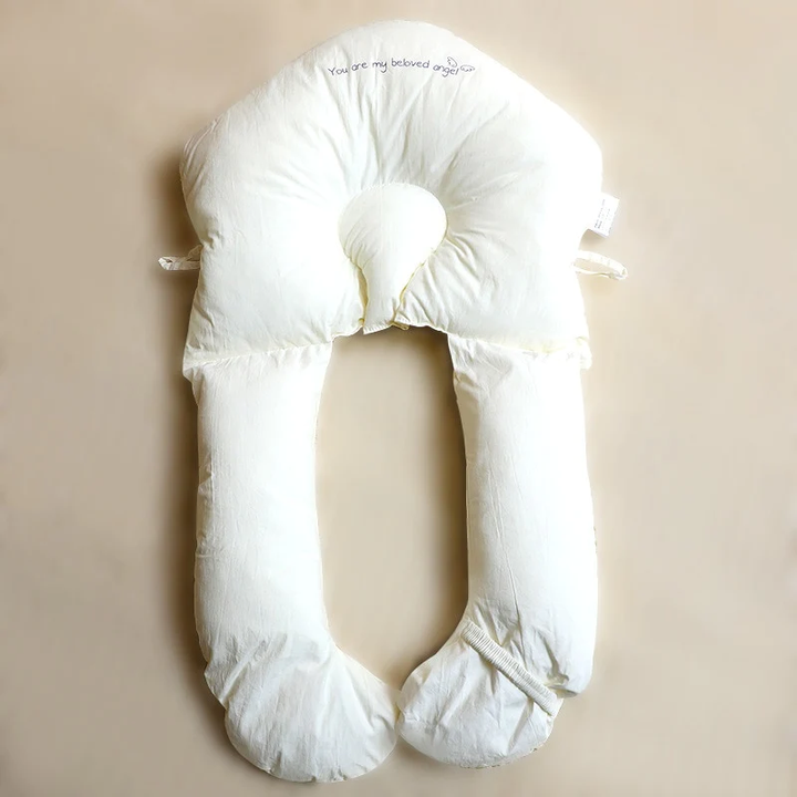 Coussin bébé doux pour un soutien parfait du nouveau-né, favorisant un sommeil réparateur et un repos en sécurité.