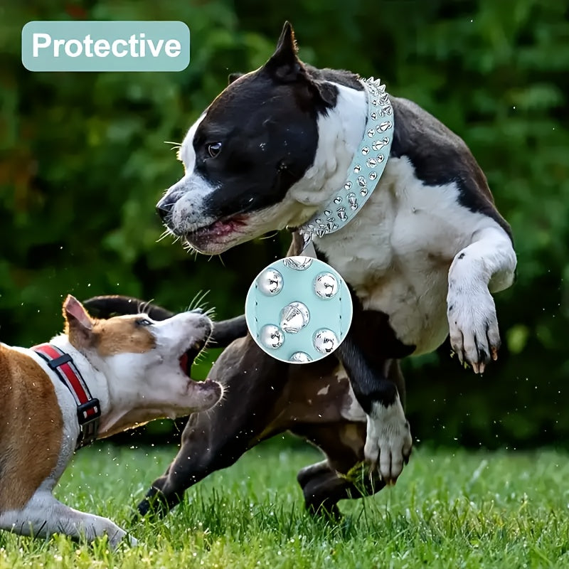 Collier clouté rouge pour chien robuste, réglable, en simili cuir. Sécurité et style pour grands chiens.