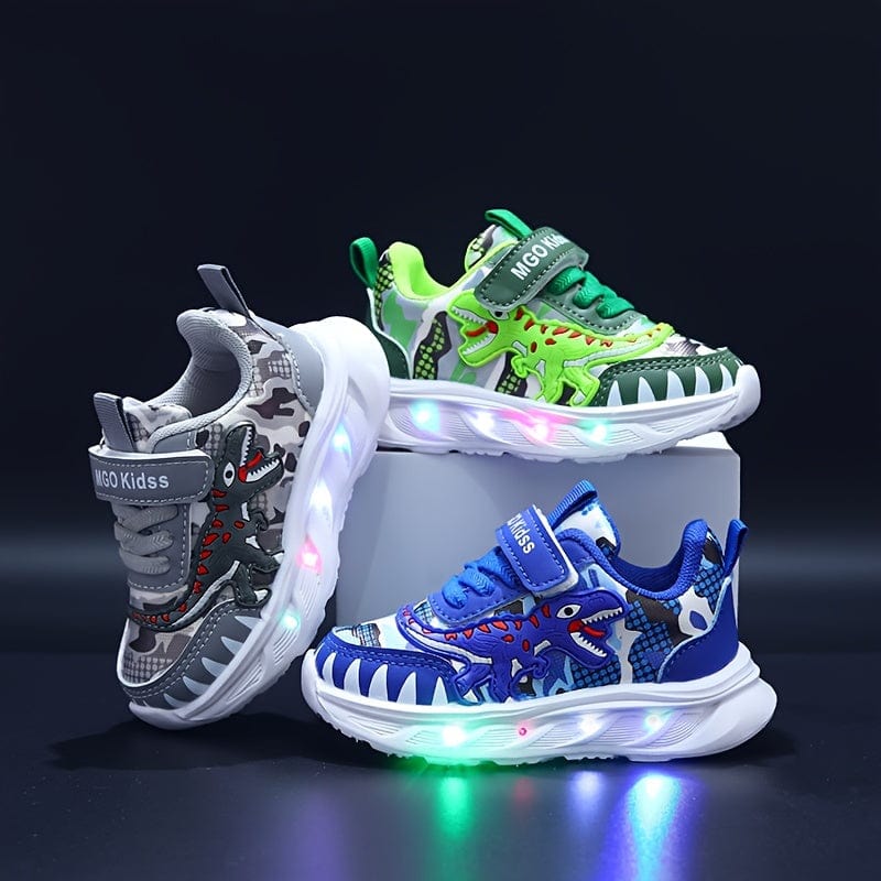 Baskets de sport dinosaures lumineuses pour garçons. Chaussures LED ludiques et confortables pour jouer.