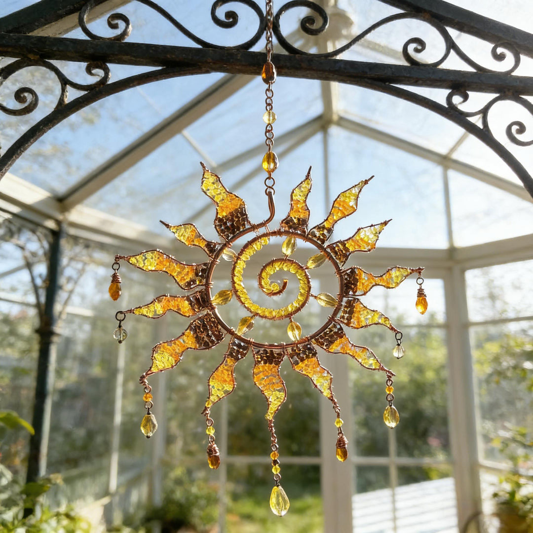 Capteur de lumière en cristal fait main, décoration maison suspendue qui crée une ambiance harmonieuse et apaisante.