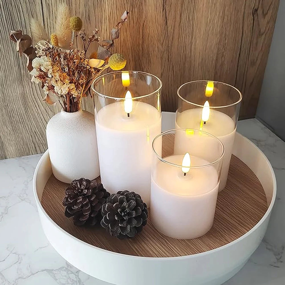 Créez une ambiance cosy avec nos bougies LED à flamme réaliste et leur télécommande.