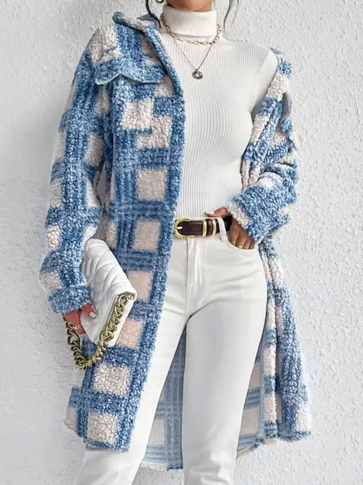 Manteau long femme élégant à motifs géométriques, style moderne. Idéal pour l'automne, confort doux.