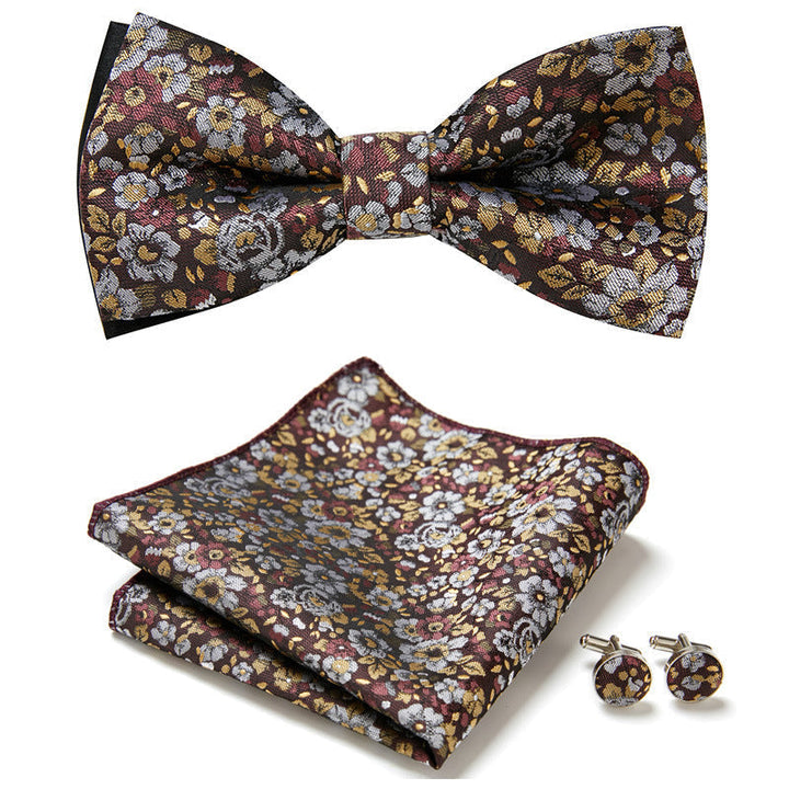 Nœud papillon en polyester, pochette et boutons de manchette homme pour un costume élégant.