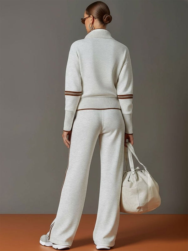 Ensemble décontracté femme, loungewear oversize confortable : haut col zippé et pantalon large, deux pièces.