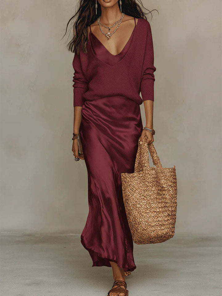 Robe midi femme à bretelles: Ensemble avec pull assorti, un choix élégant et chic pour la mode femme au quotidien ou en soirée.