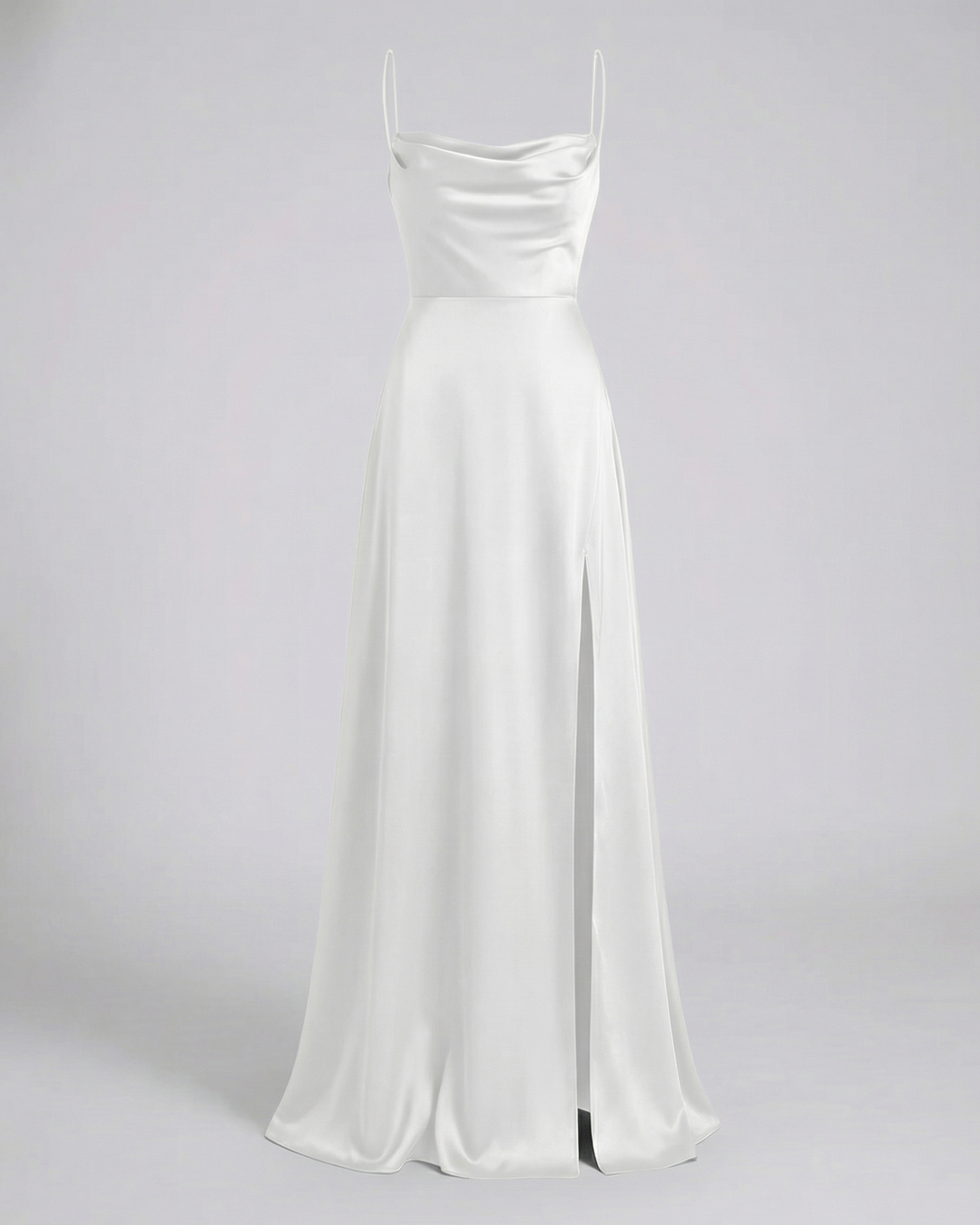 Robe de soirée femme longue avec encolure drapée, fente latérale et bretelles fines. Parfaite pour fête.